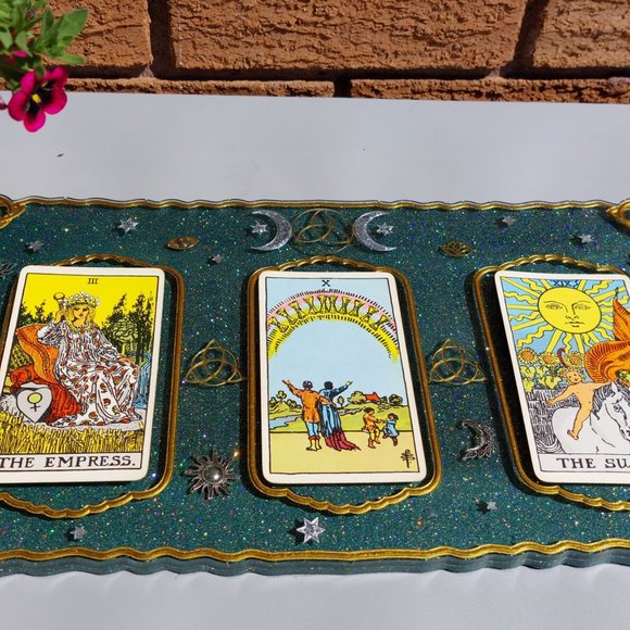 Tarot Card Reading Tray - Picture 6 of 10